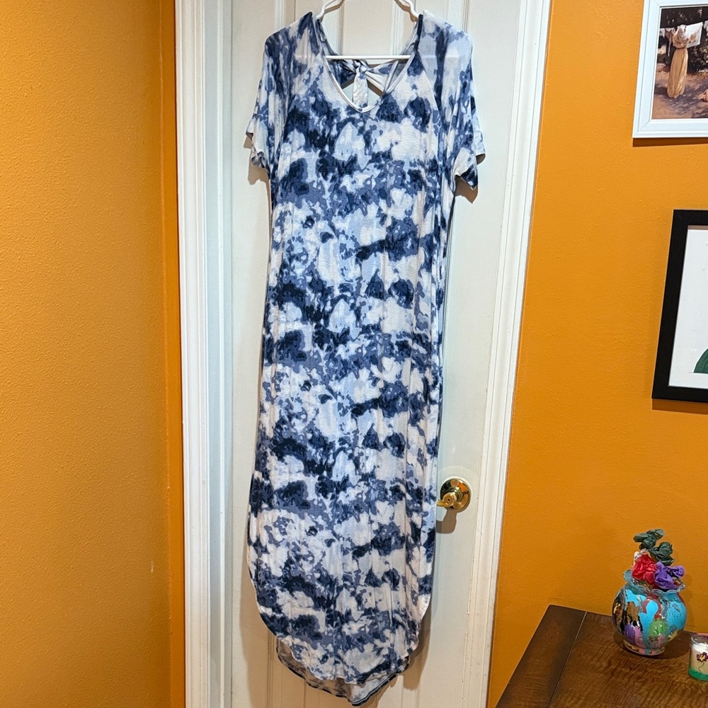 Beautiful Blue Tie-Dye Nutsing Maxi Dress-size M